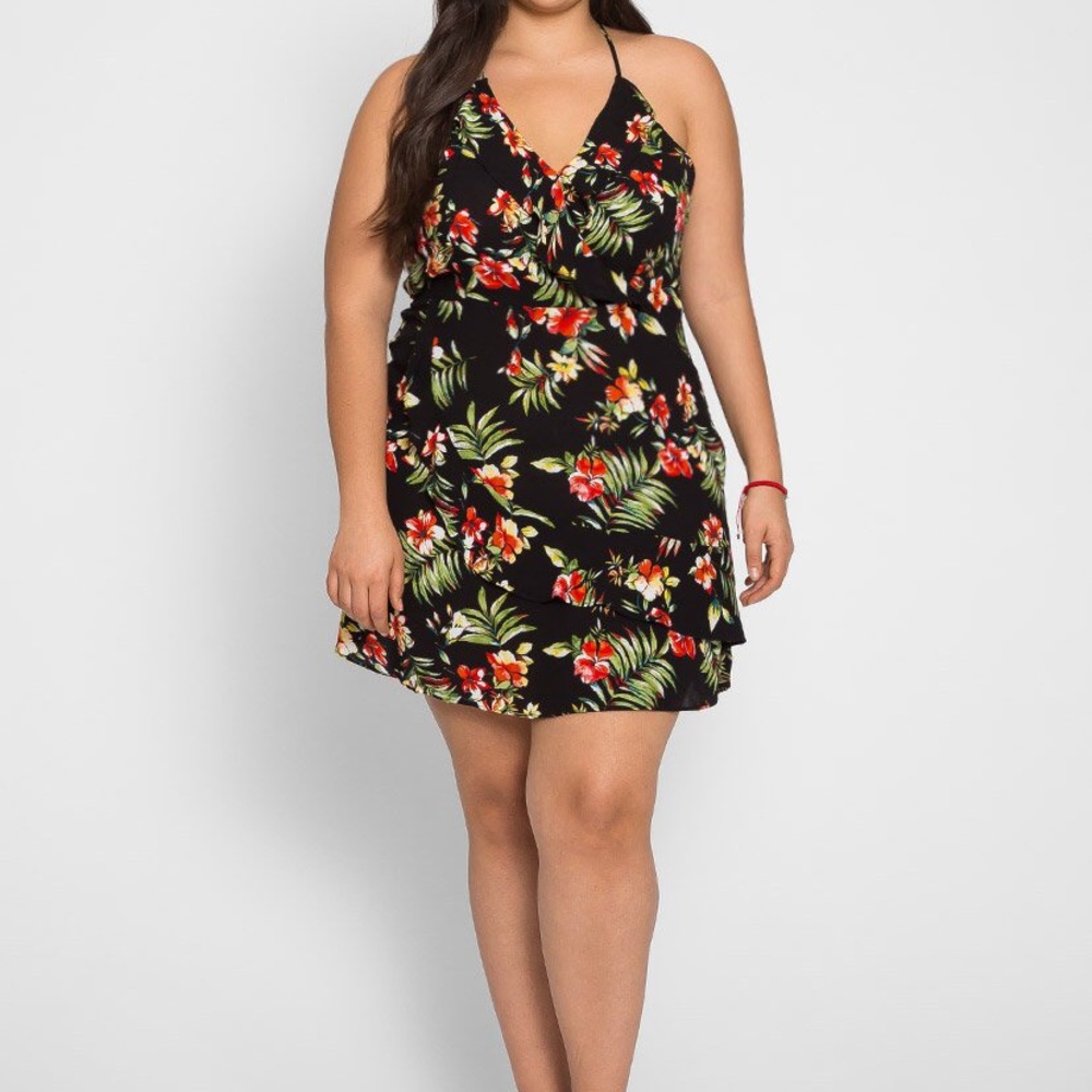 ❤️HP! Plus Size Tropic Floral Dress - Picture 2 of 6